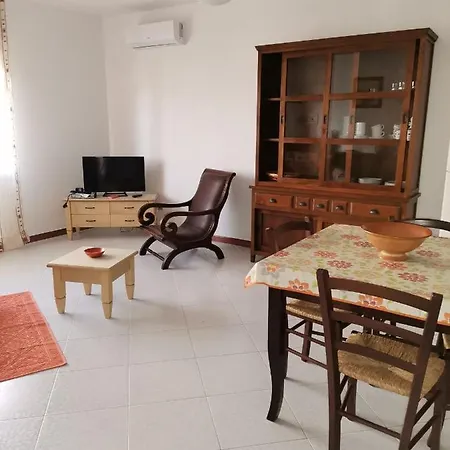 Apartment Per *