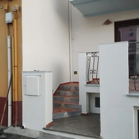 Apartment Per *